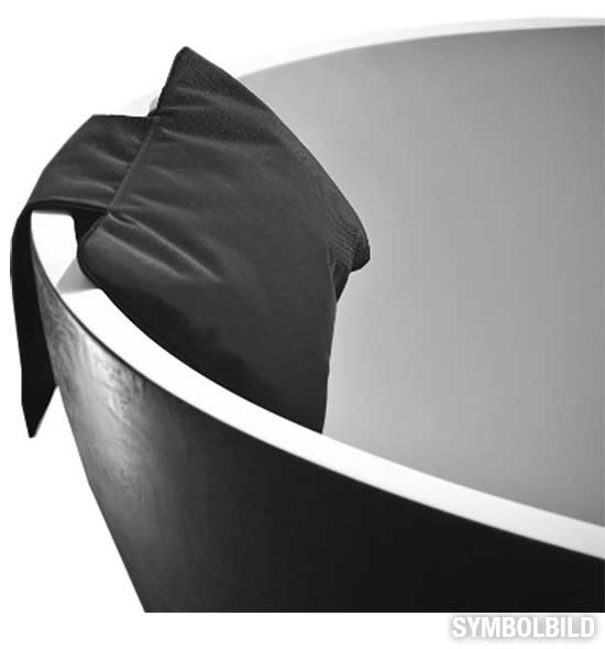 Nackenkissen Nackenkissen für freistehende Badewannen hell